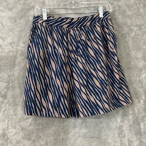 Outdoor Voices 7” inseam Shorts Small blue Striped Athletic Lined Zip Pockets